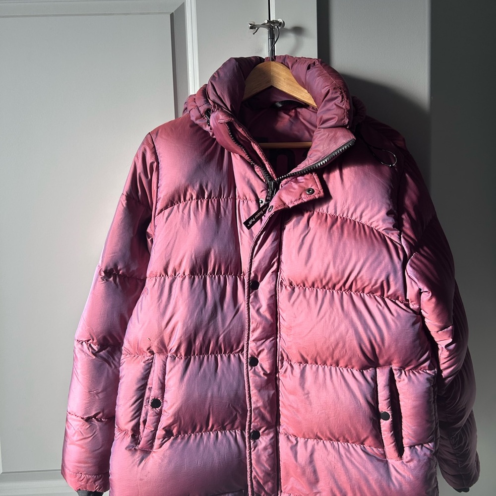 TNA Super Puff Jacket in Pink